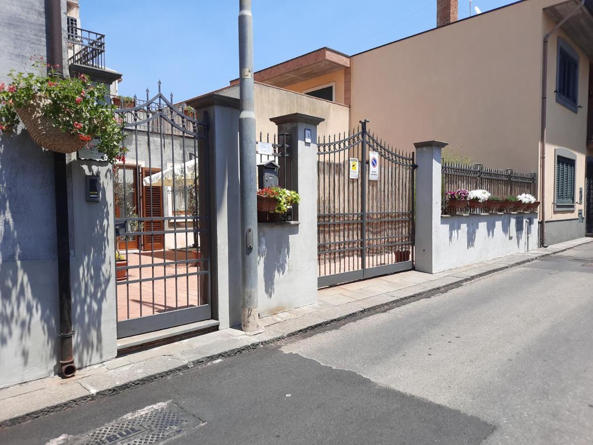 Il Borghetto Di San Giuseppe Etnarooms&Apartments Nicolosi Bagian luar foto