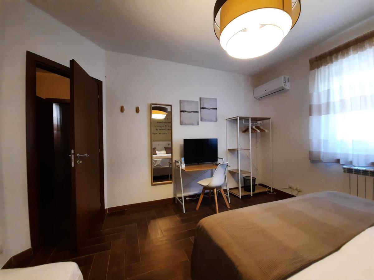 Il Borghetto Di San Giuseppe Etnarooms&Apartments Nicolosi Bagian luar foto