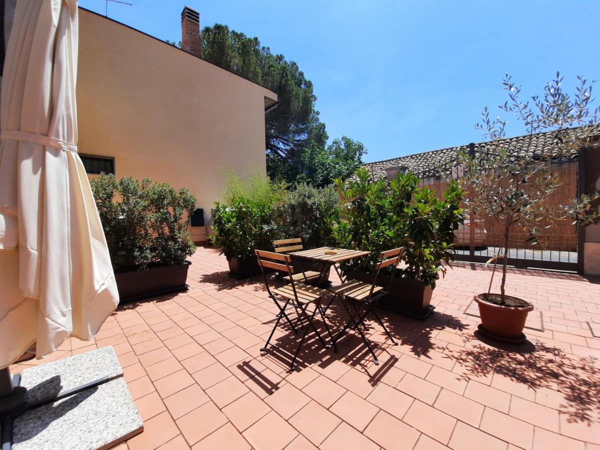 Il Borghetto Di San Giuseppe Etnarooms&Apartments Nicolosi Bagian luar foto