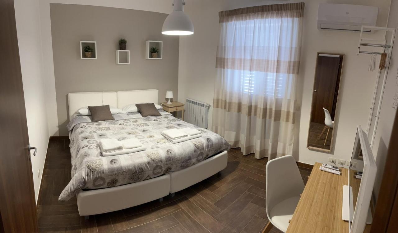 Il Borghetto Di San Giuseppe Etnarooms&Apartments Nicolosi Bagian luar foto